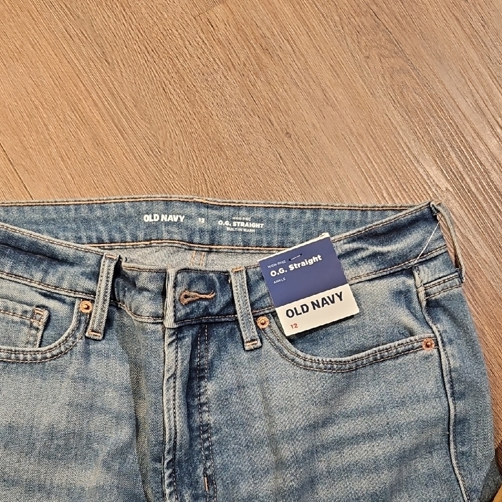 Old Navy Light Blue Straight-Leg Womans Jeans sz 12 - Picture 2 of 7